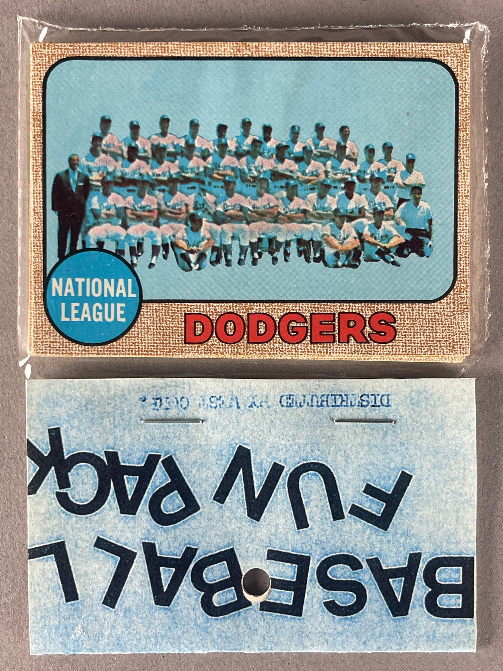 1968 Topps Baseball West Corps Cello Fun Pack (1 of 2)
