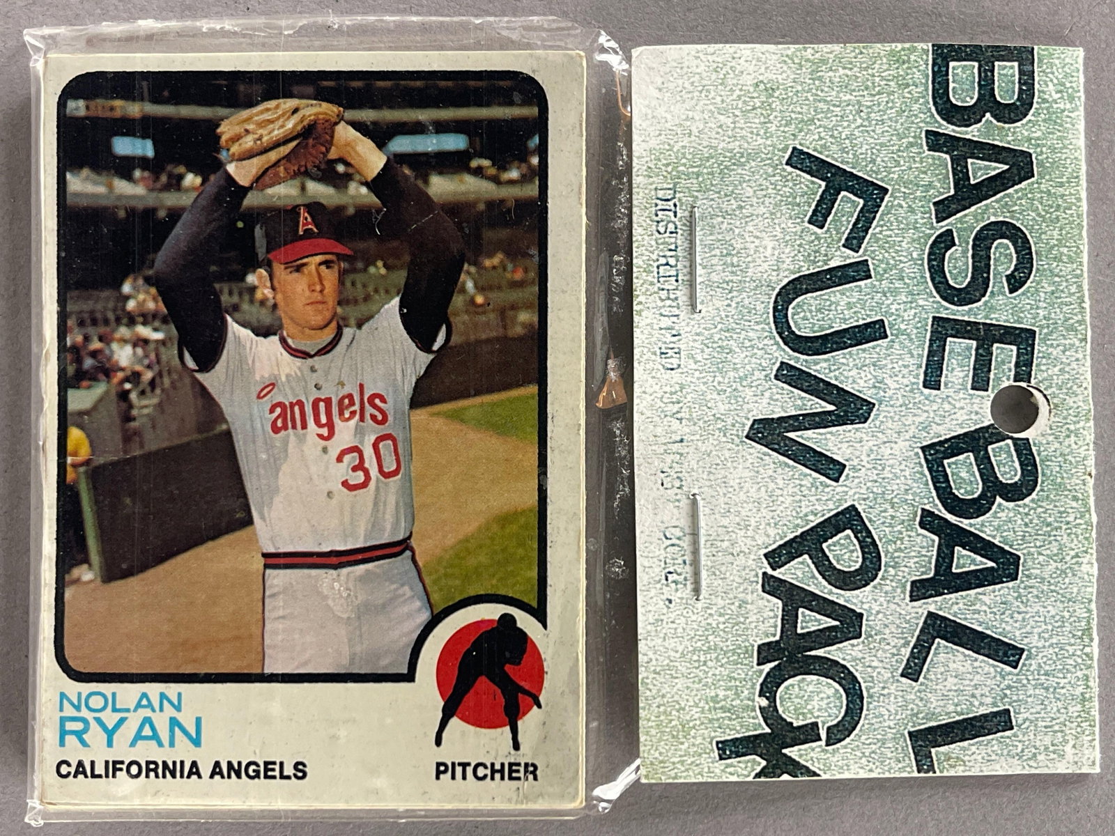 1973 Topps Baseball West Corps Cell Fun Pack with Nolan Ryan: 10 - Crads per pack, West corps was a repacking company in the 1970s