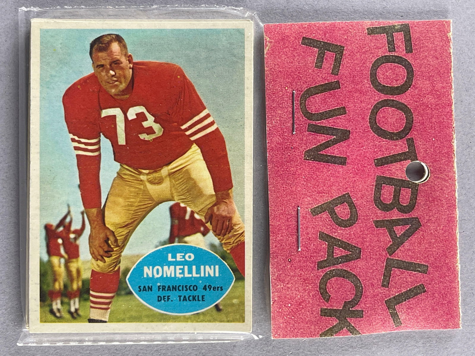 1960 Topps Football West Corps Cello Fun Pack with Leo Nomellini on Top (1 of 2)