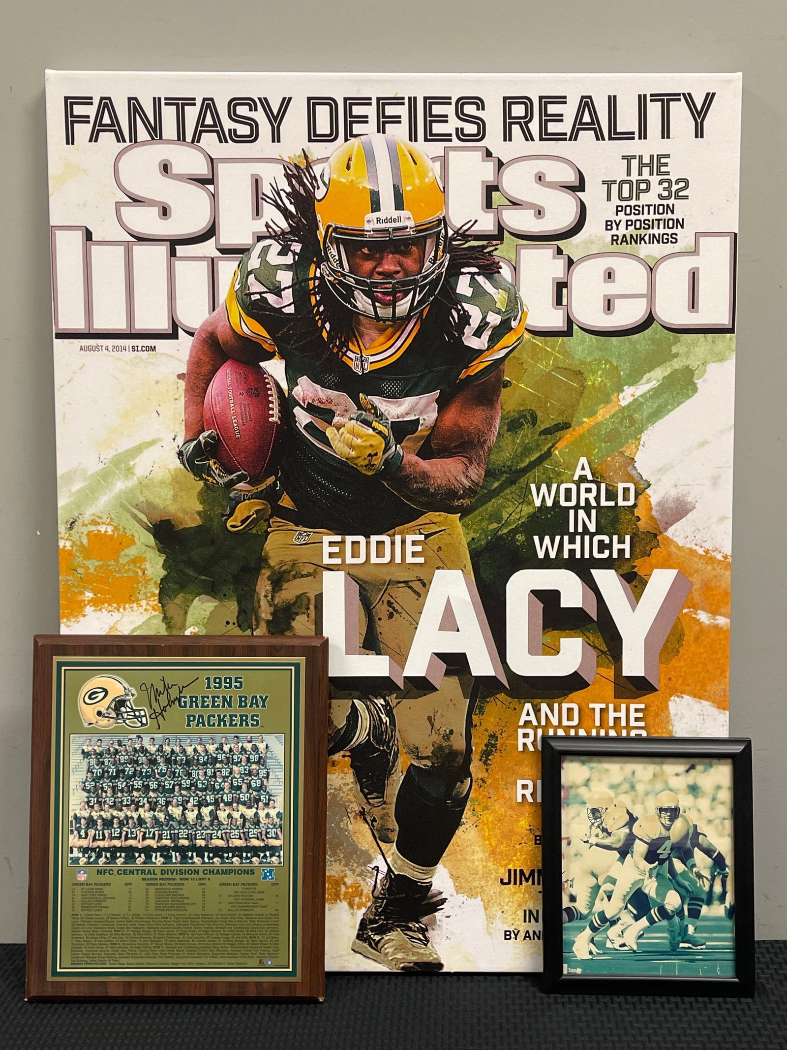 Mike Holmgren Signed 1995 Green Bay Packers Plaque with Large Eddie Lacy Print and Brett Favre Photo: Mike Holmgren Signed 1995 Green Bay Packers Plaque with 30 x 40 Eddie Lacy Sports Illustrated Print and Brett Favre Photo