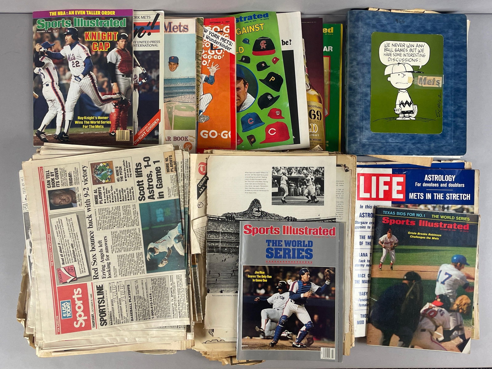 1960s - 80s New York Mets Scrapbook, Yearbooks, Scorecards, and Newspapers (1 of 6)