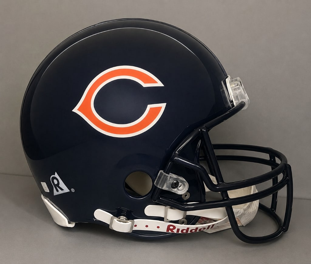 1995 Riddell VSR-4 NFL Chicago Bears Heritage Model Football Helmet (1 of 7)