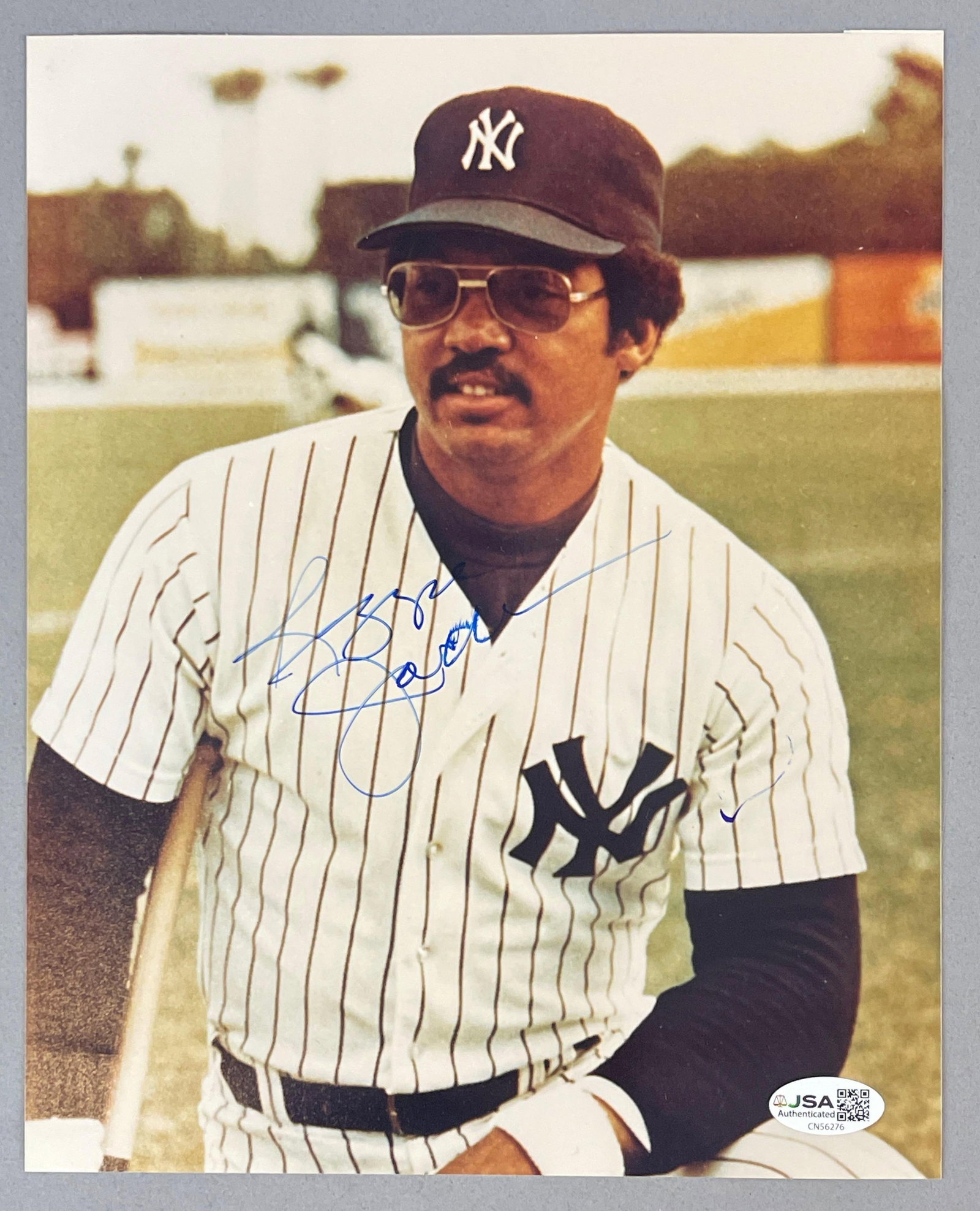 Reggie Jackson Signed 8x10 Photo with JSA COA (1 of 2)