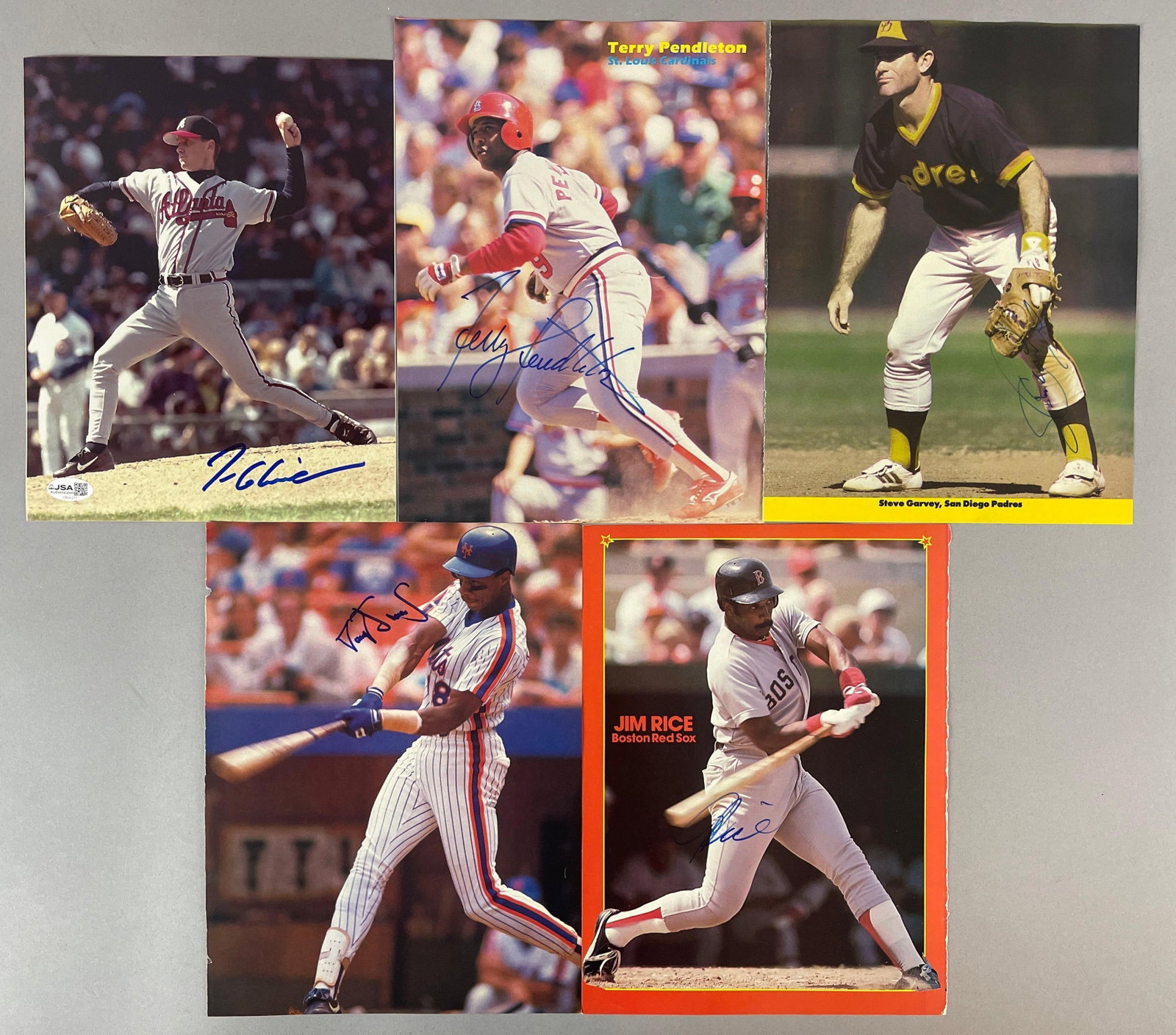 Tom Glavine Signed Photo with JSA and 4 Other Players Autos (1 of 2)
