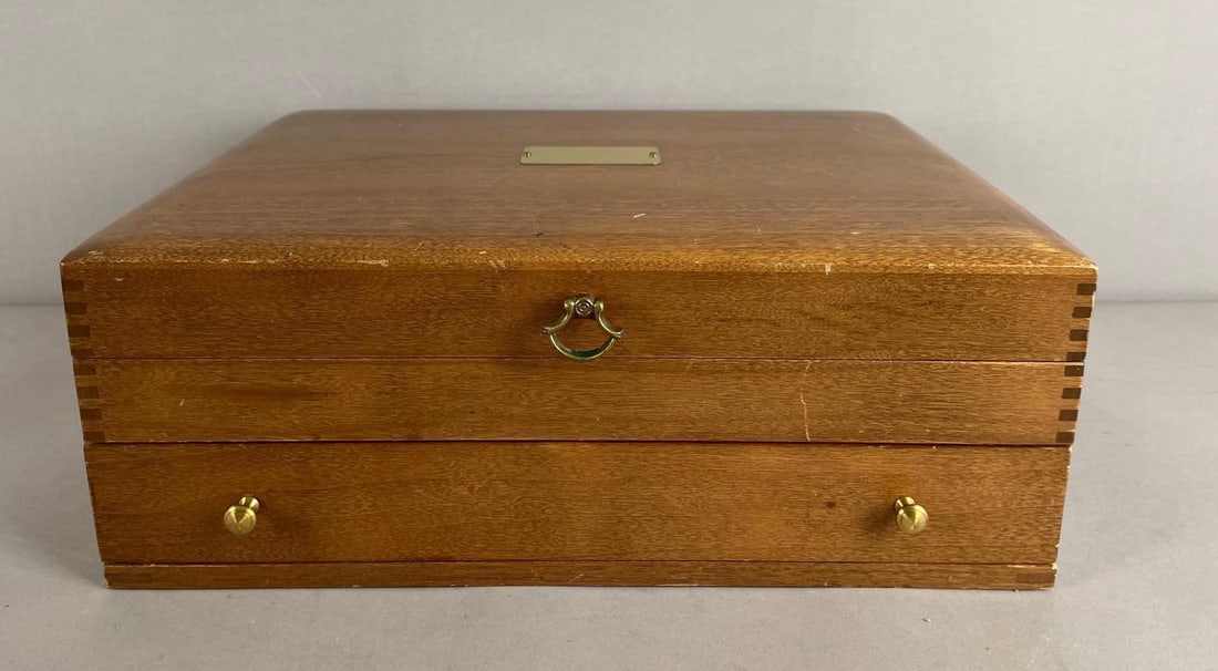 Vintage Nakens Wood Silverware Chest (1 of 3)