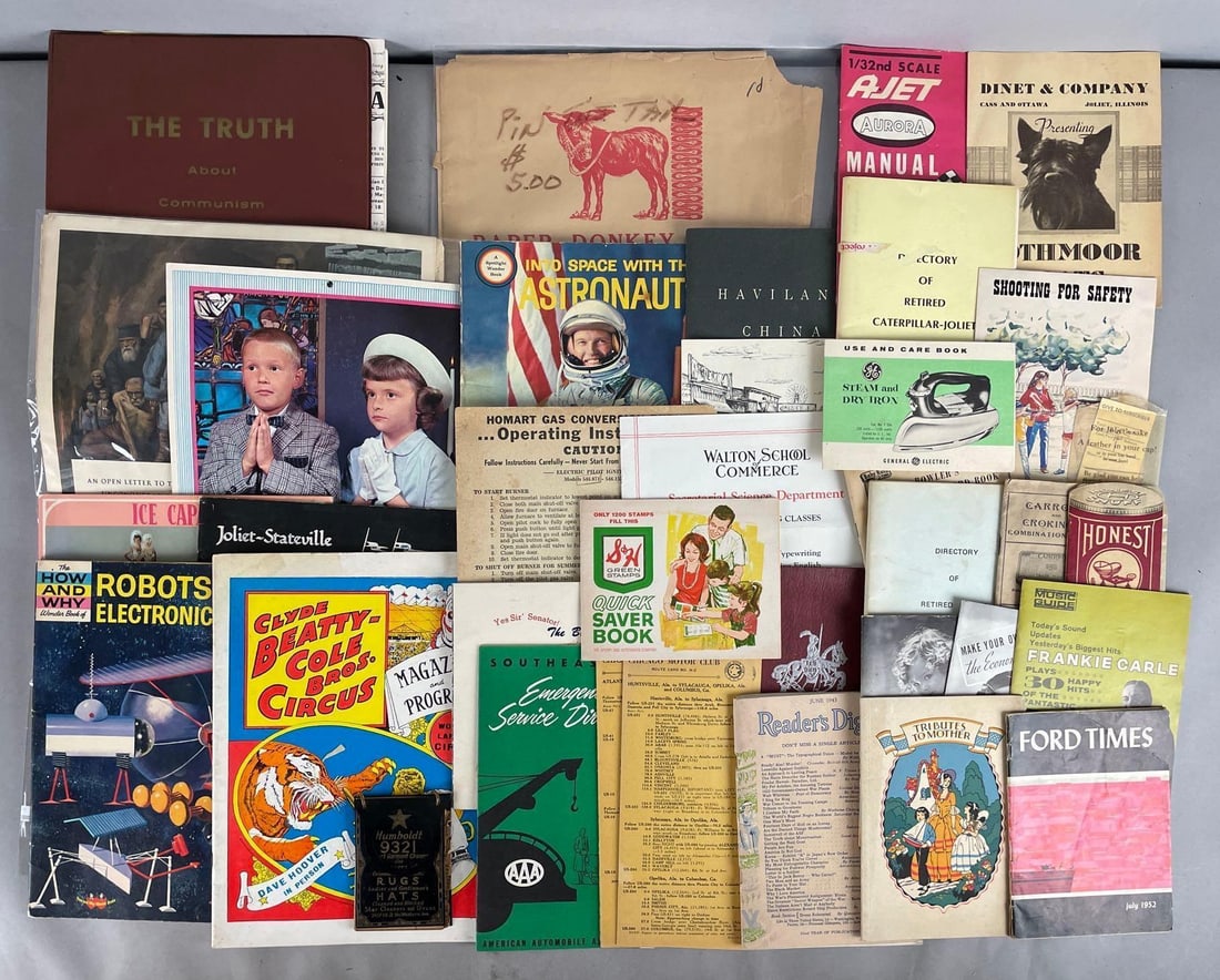 Group of Assorted Vintage Ephemera (1 of 3)