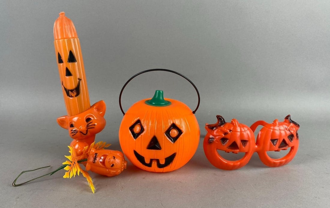 Group of 4 Vintage Blow Mold Halloween Jack-O-Lantern Decor and More: Includes cat. Largest measures 8 inches in length.