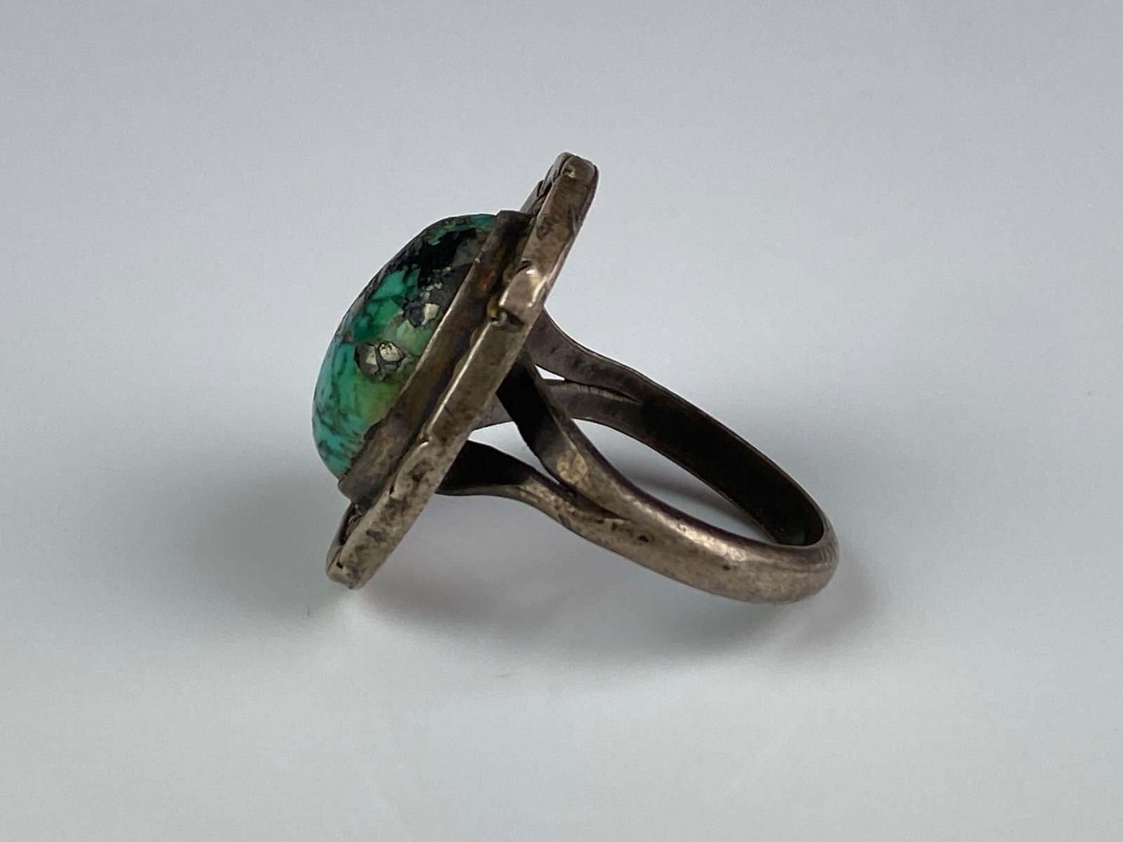 Sterling Silver Native American Turquoise Ring - 2