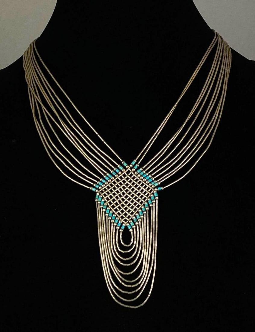 Sterling Silver Turquoise Weave Necklace: Measures 18 inches in length
