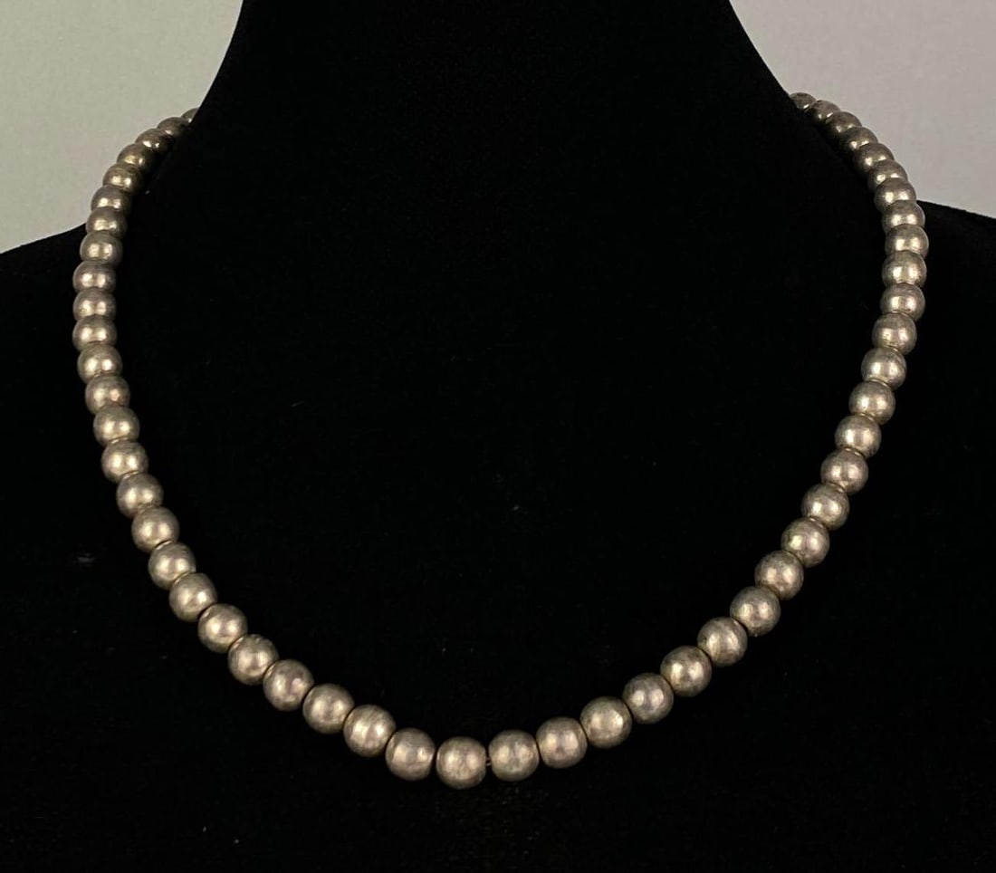 Mexican Sterling Silver Ball Link Necklace: Total weight of 69.7 grams. Measures 22 inches in length