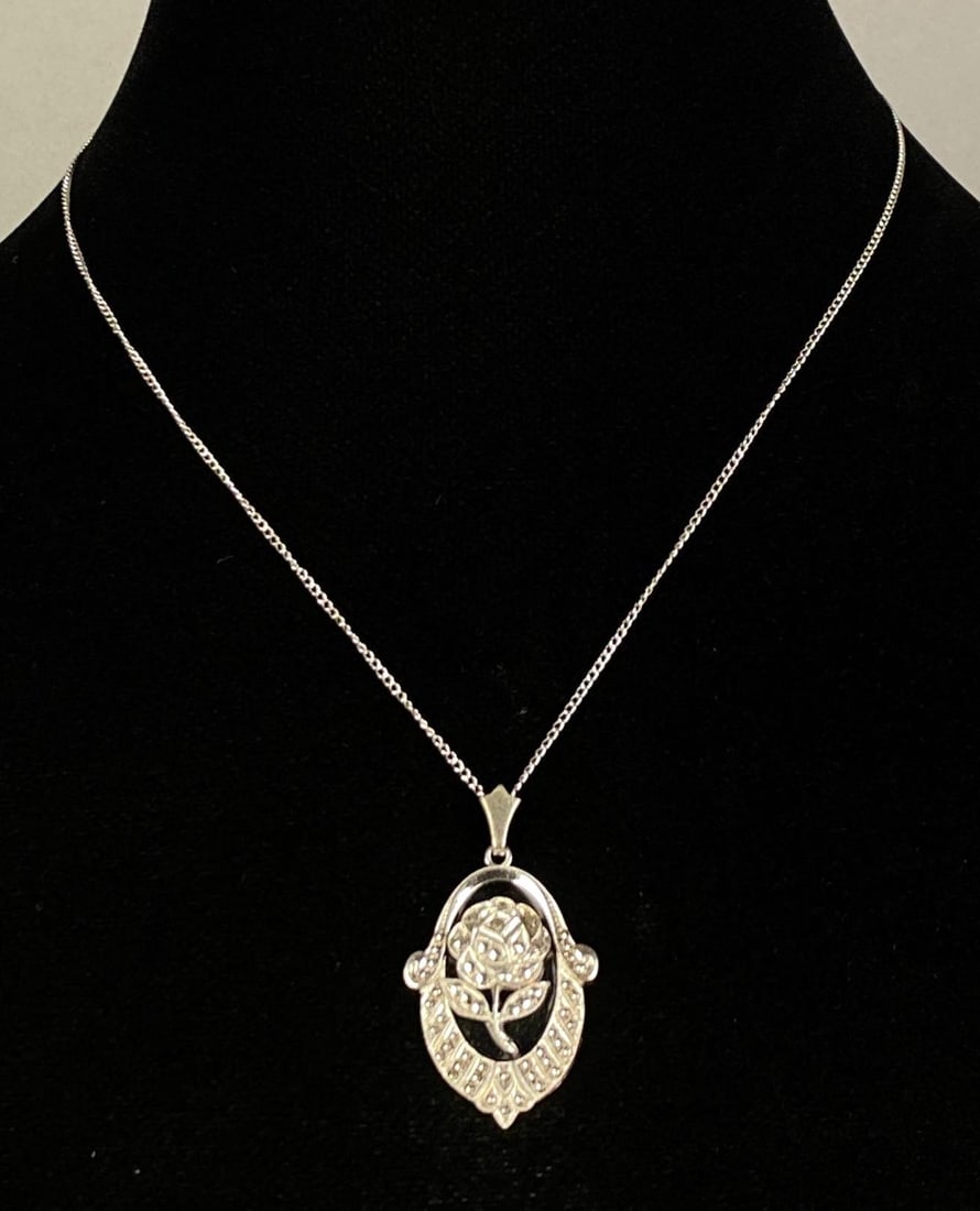 Sterling Silver Chain Necklace with Rose Pendant: Necklace measures 17 inches in length