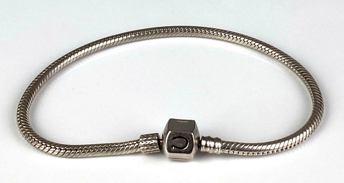 Chamilia Sterling Silver Snake Chain Charm Bracelet: Measures 7 1/2 inches in length