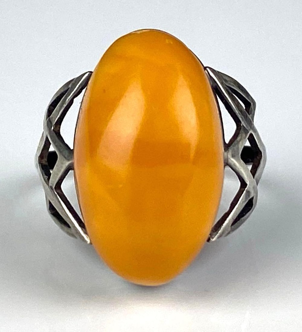Sterling Silver Baltic Amber Ring: Size 7