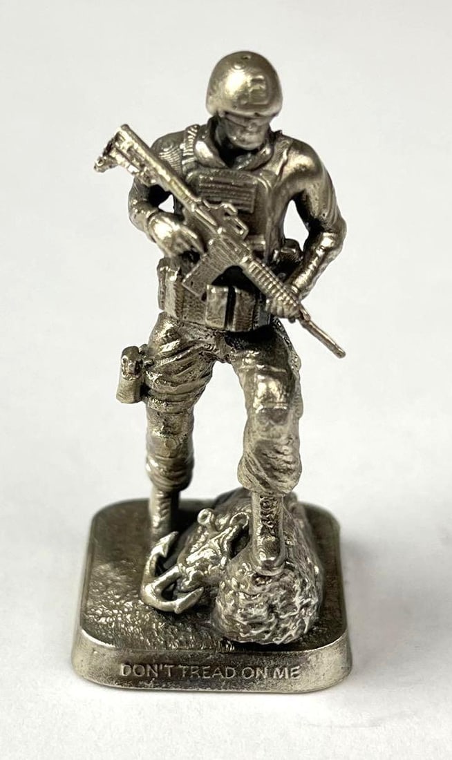 Gold Spartans Dont Tread on Me Seal #4 1 oz 999 Silver Figure: Includes COA, max Mintage of 500