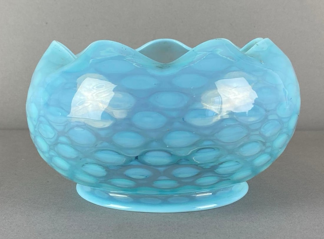 Vintage Opalescent Coin Dot Ruffled Rim Art Glass Lamp Shade: Measures 4 inches H x 7 1/2 inches W with a 4 1/2 inches fitter