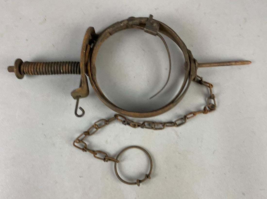 Antique 1900s American Bigelow Circle Ring Animal Trap (1 of 4)