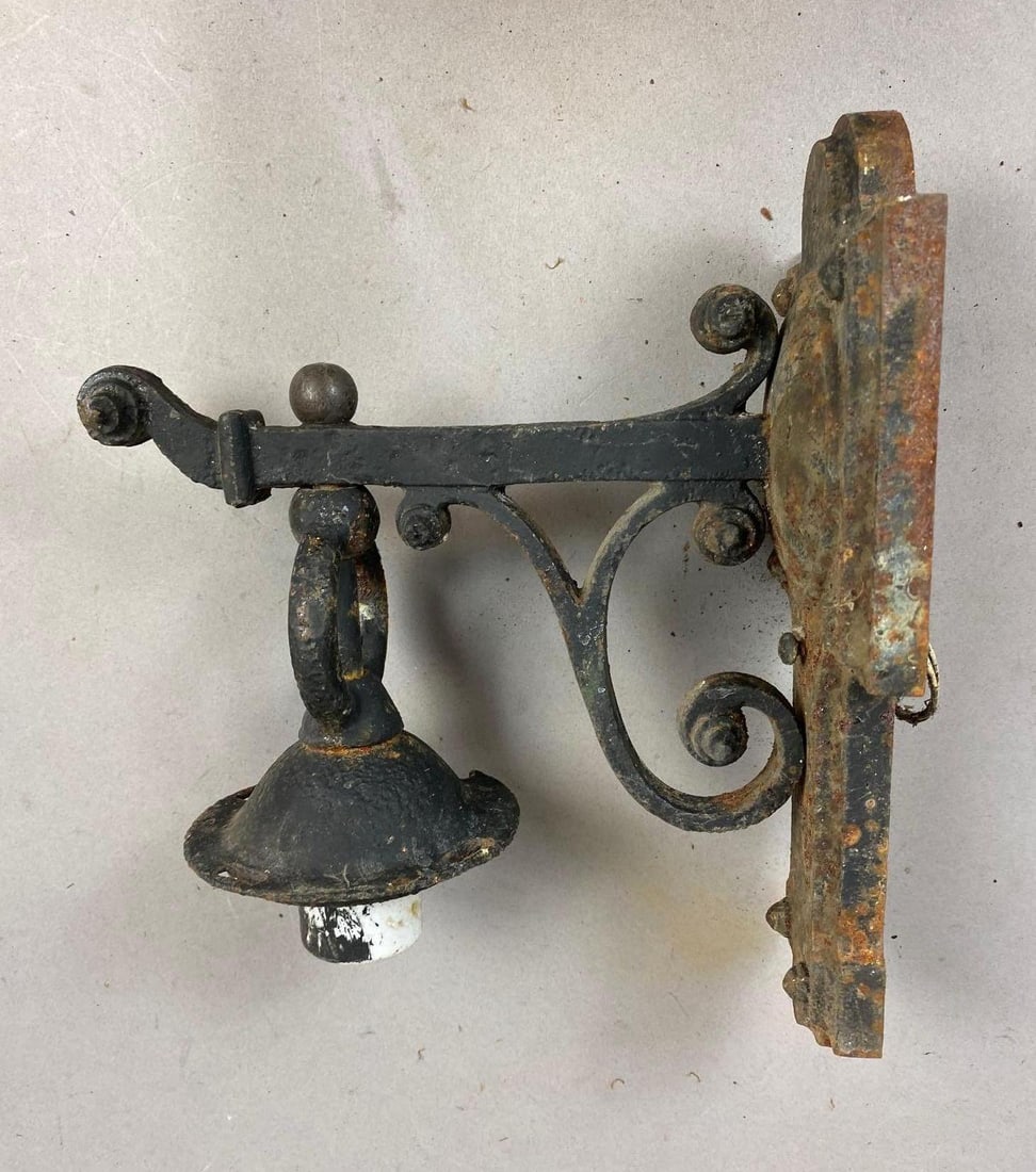 Antique 1900s Cast Iron Wall Sconce Light Fixture: For parts. Wires been cut. Rust throughout. Measures L 11 x W 9 inches.