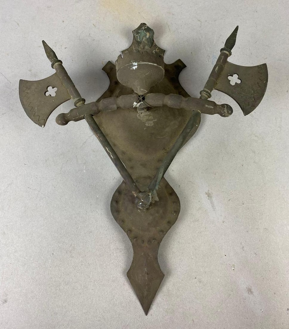 Antique 1900s Medieval Axes Themed Brass Gas Wall Scone: Measure 13 inches tall.