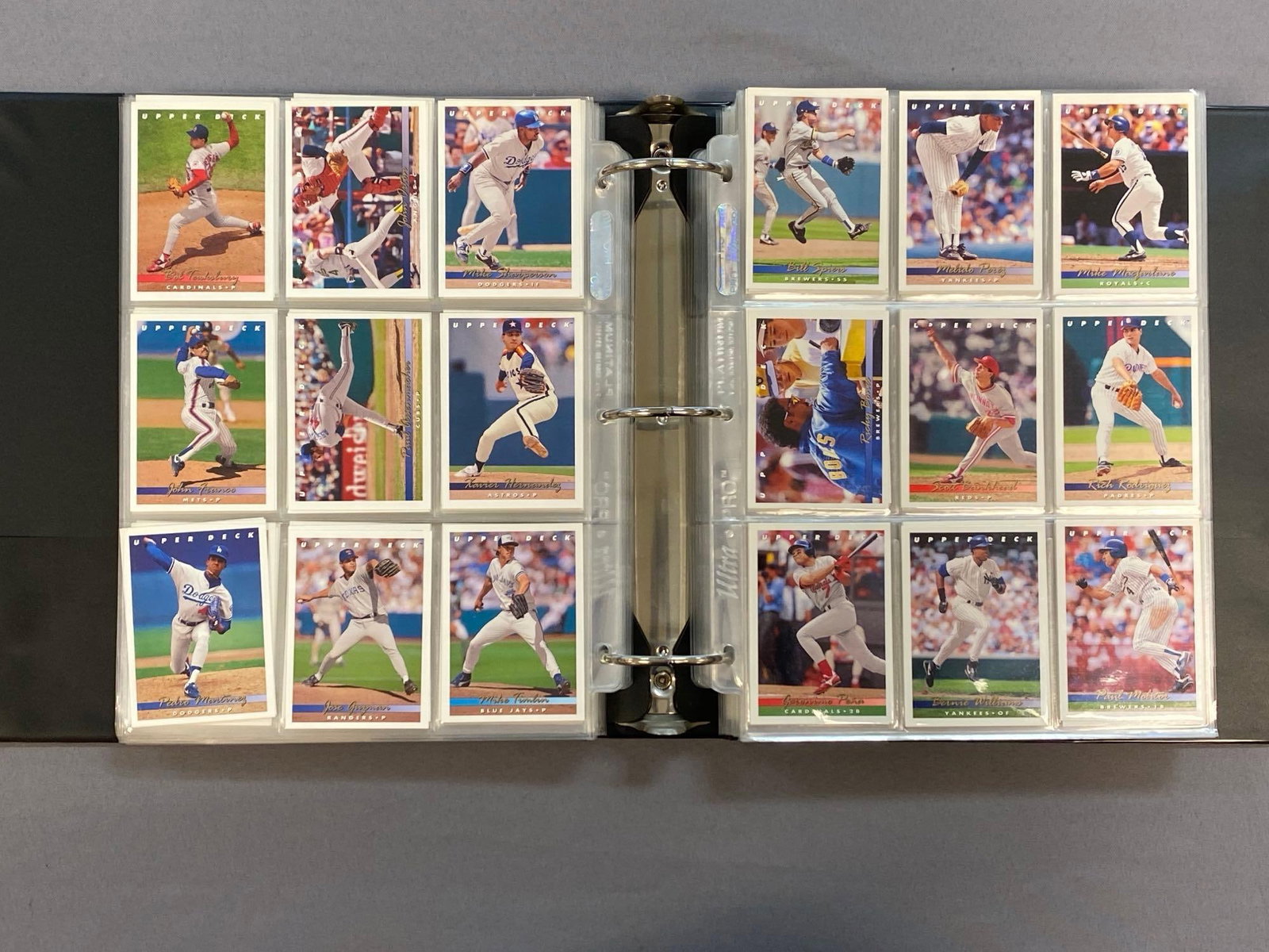 1993 Upper Deck Baseball Trading Cards Complete Set - 4