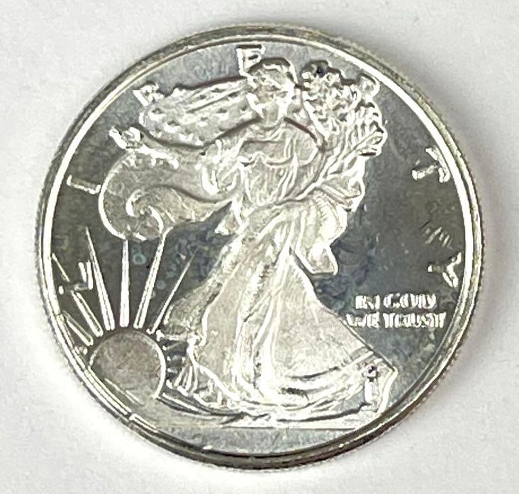 Highland Mint American Silver Eagle Design 1/10 oz .999 Fine Silver Round (1 of 2)