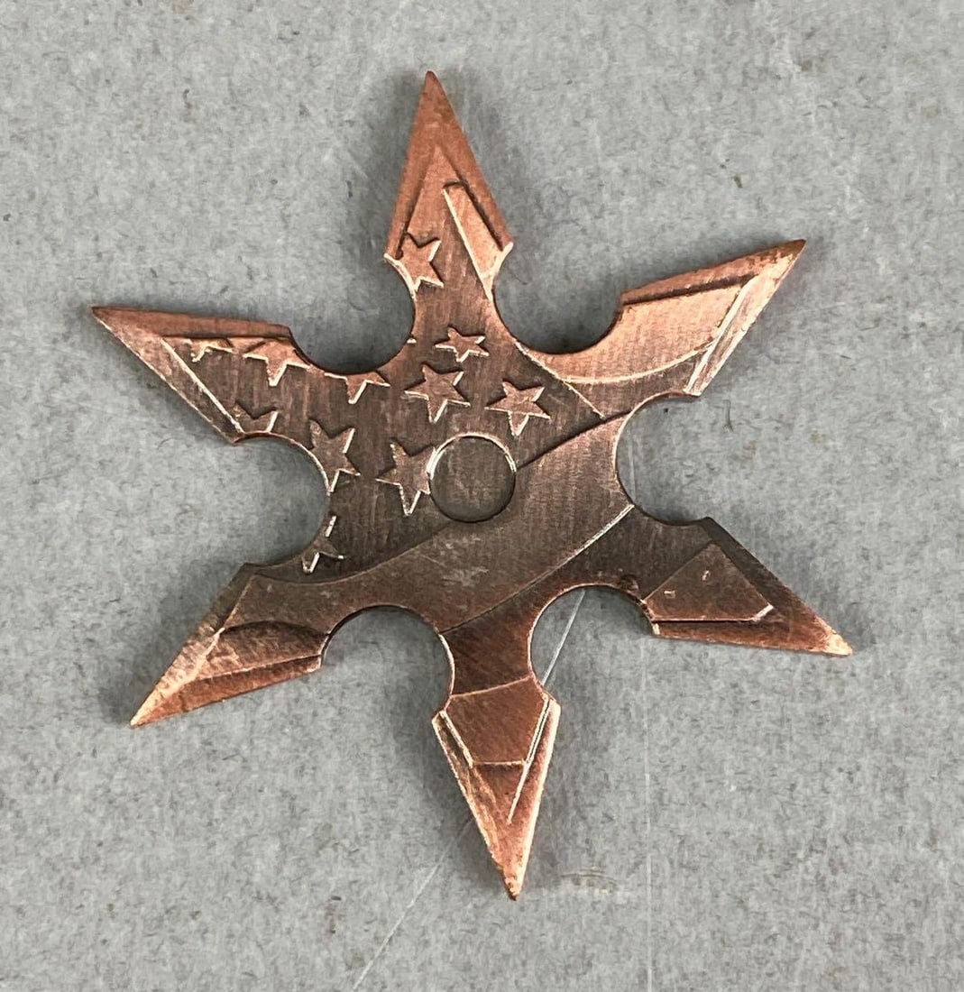 LE .999 Copper 5 Gram American Flag Ninja Star (1 of 2)