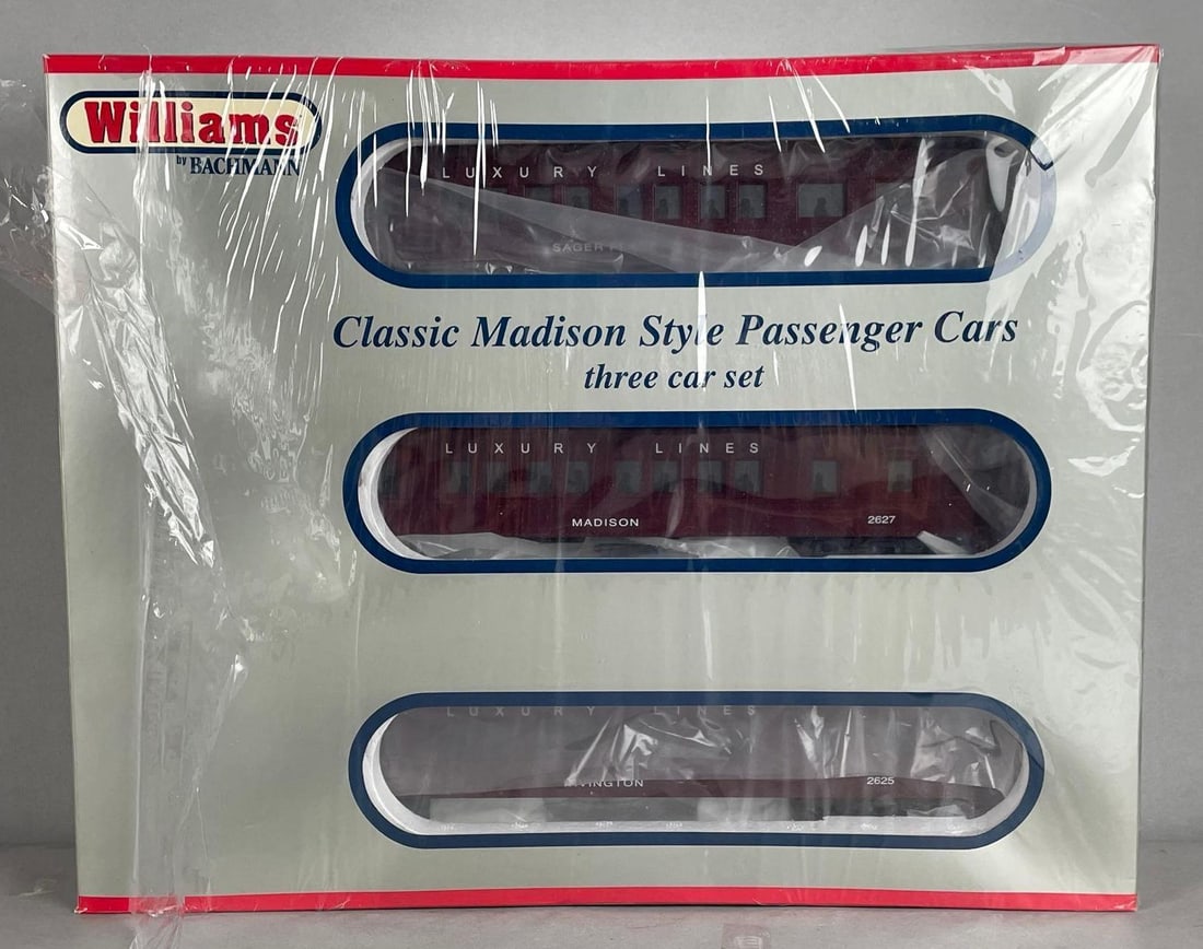 Williams by Bachmann O Scale Classic Madison Style 3 Passenger Car Set: Luxury lines, 14 inches cars