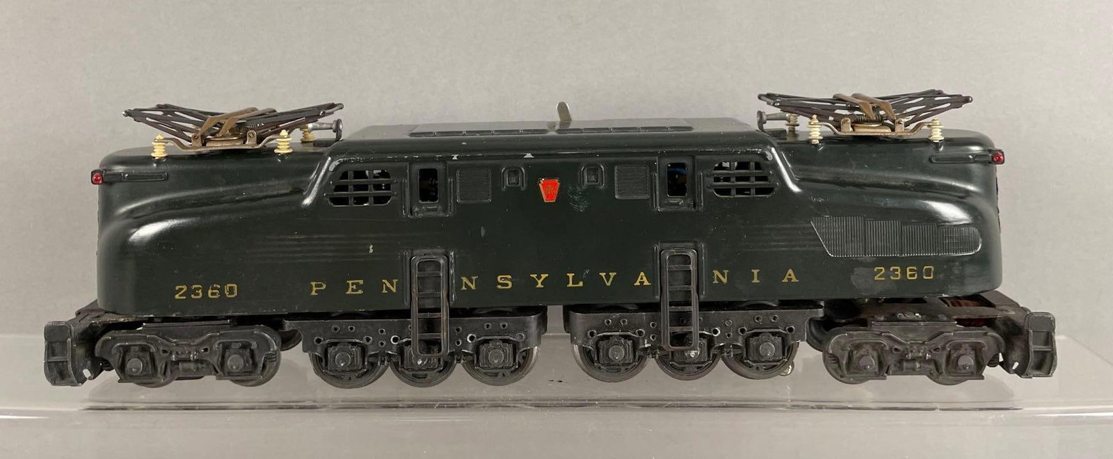 Lionel Postwar O Scale No. 2360 Pennsylvania GG-1 Locmotive: Untested, 14 inches