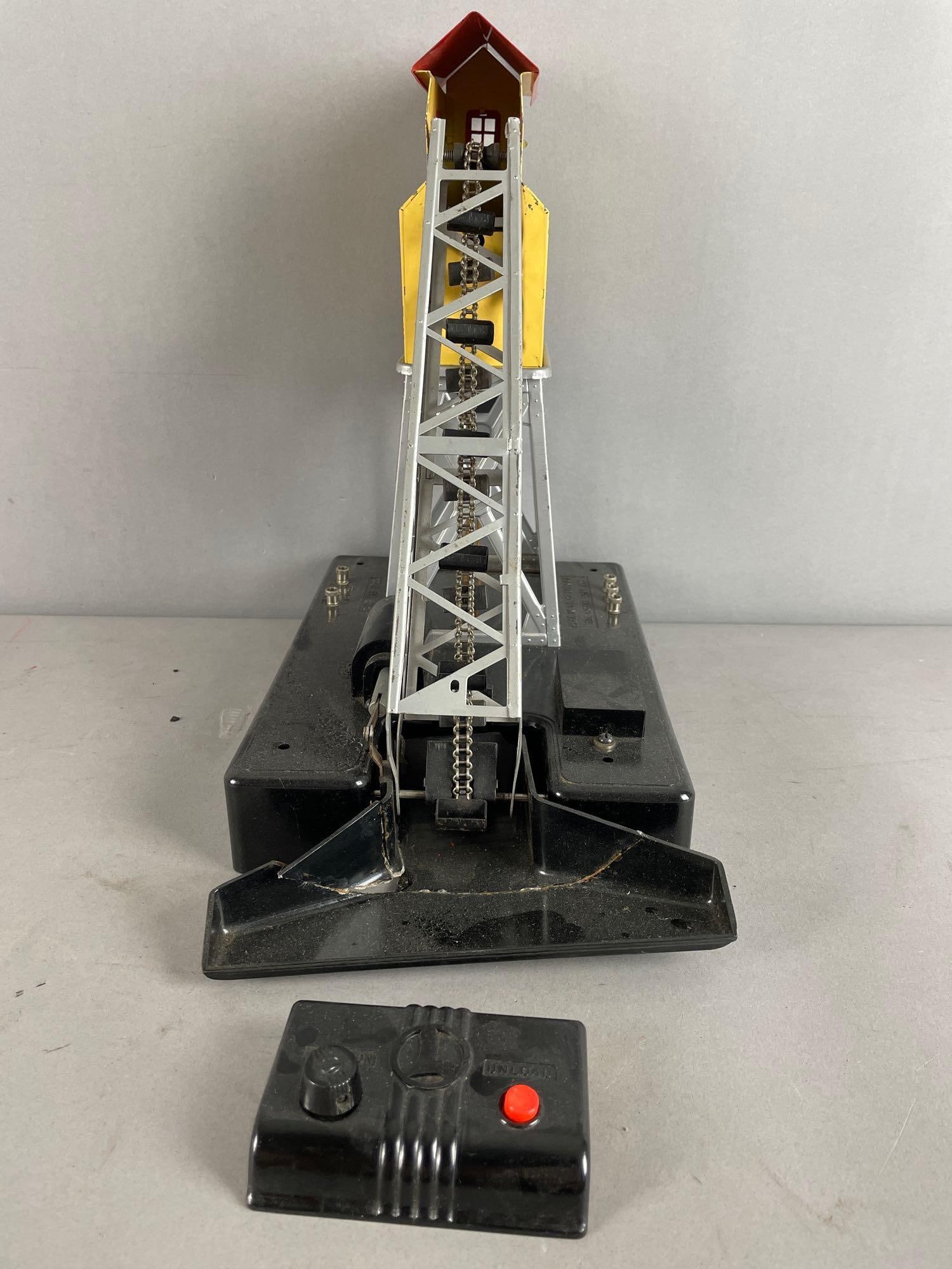 Lionel O Scale No. 97 Remote Control Coal Elevator - 2