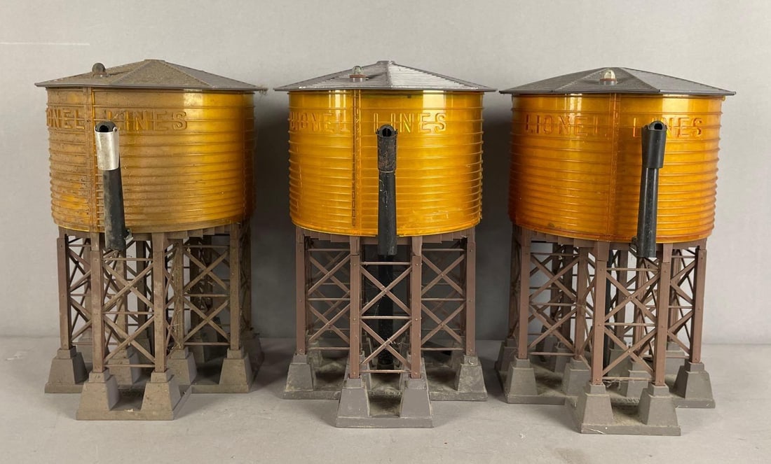 Group of 3 Lionel O Scale No. 30 Water Towers (1 of 3)