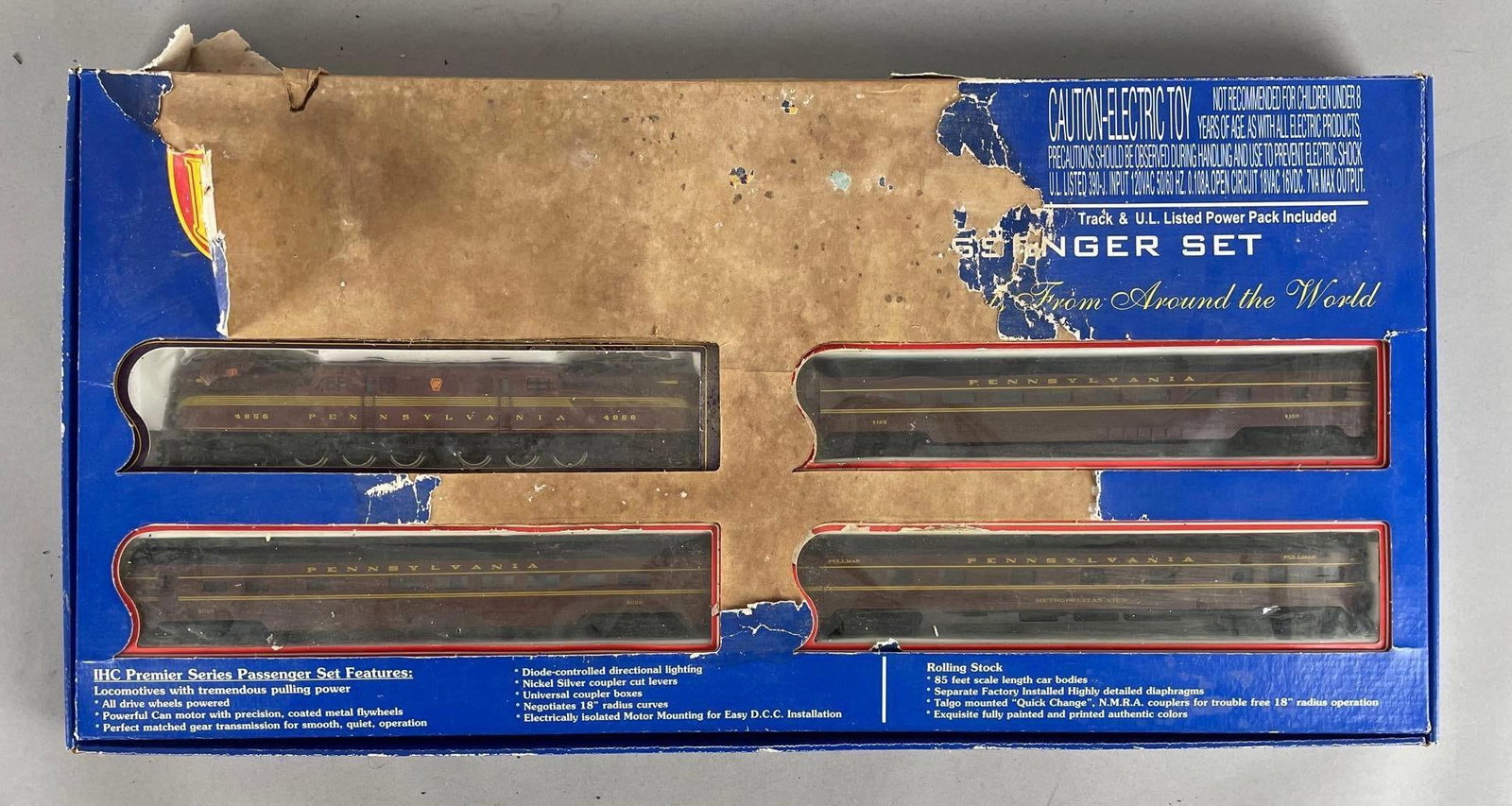 IHC HO Scale Premier Series Pennsylvania Passenger Train Set (1 of 3)