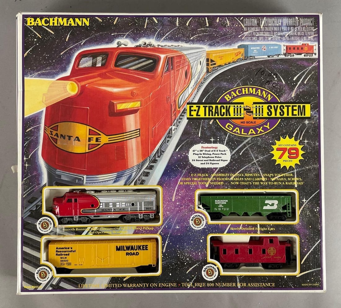 Bachmann HO Scale Galaxy Train Set: Like new in original packaging