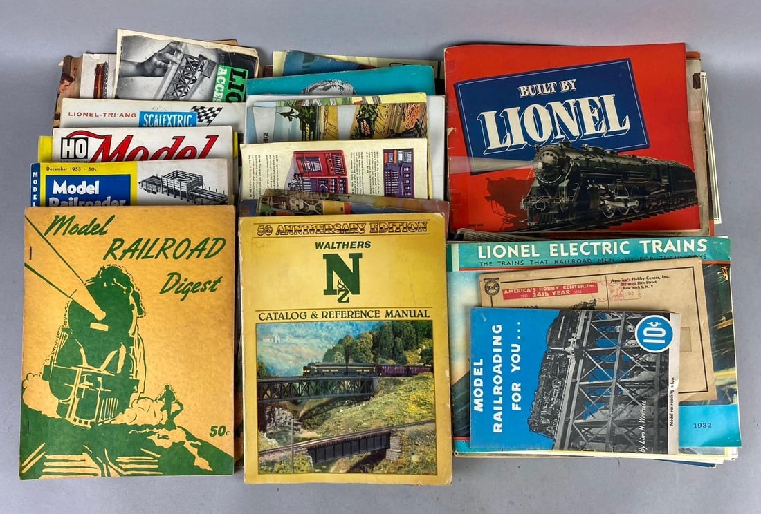 Group of 30+ 1940s Lionel Trains Catalogs and More (1 of 3)