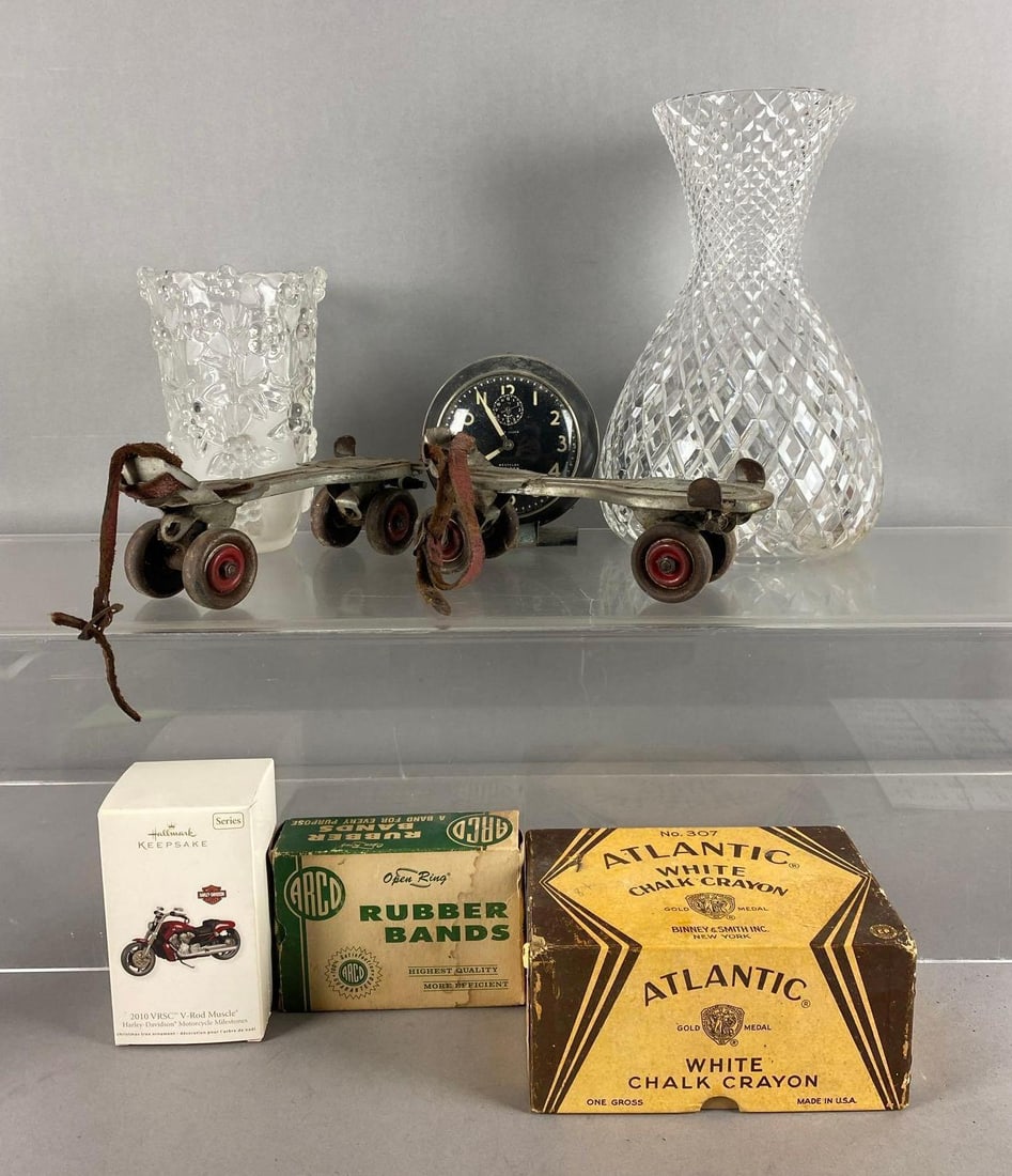 Group of Assorted Vintage Items (1 of 3)