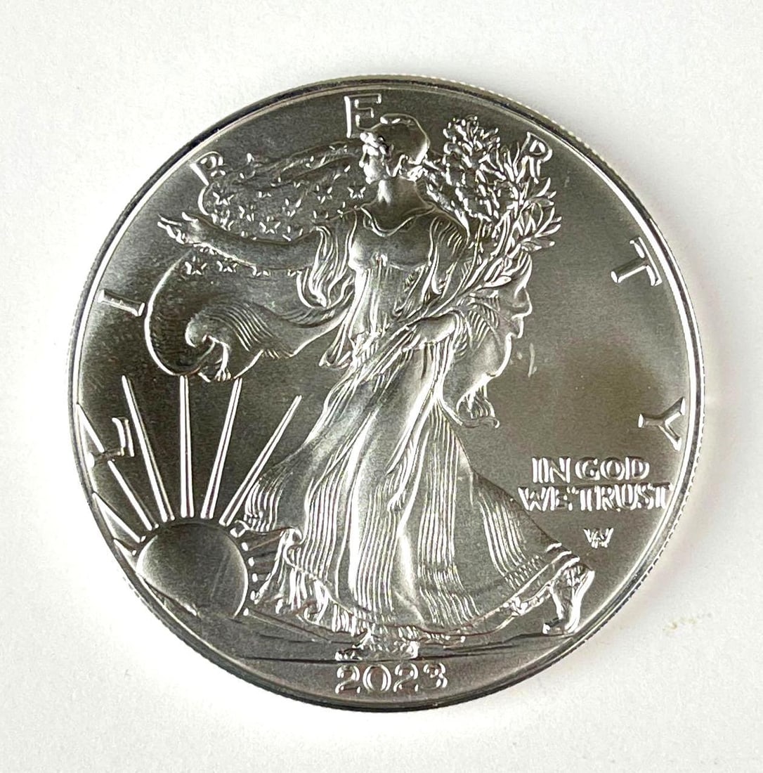 2023 US $1 American Silver Eagle 1 oz Fine Silver Coin (1 of 2)