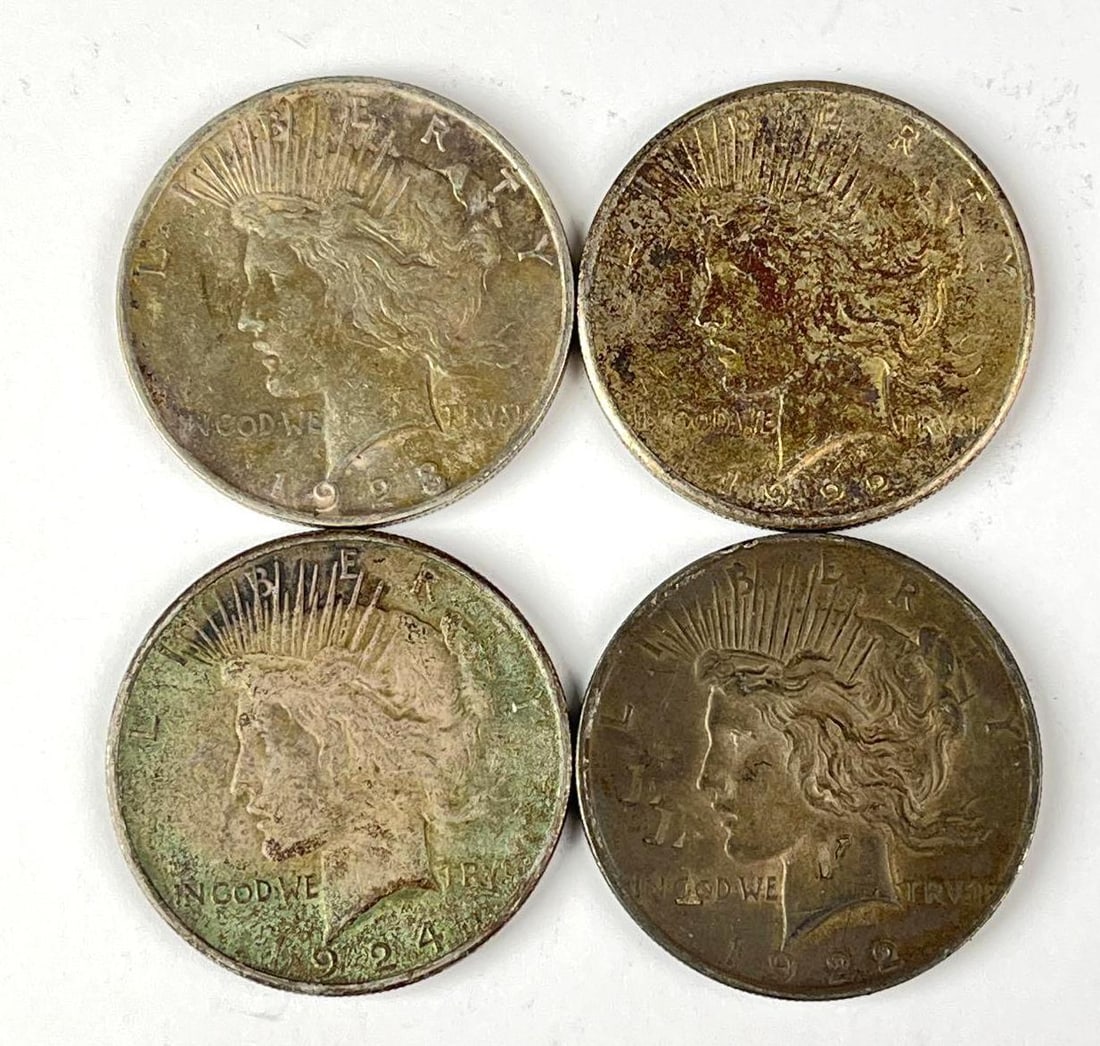 Group of 4 US Peace Silver Dollars (1 of 2)