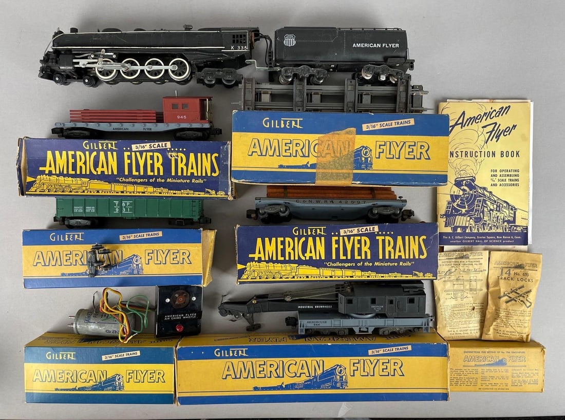American Flyer S Scale K5210W Steam Locomotive Train Set (1 of 4)