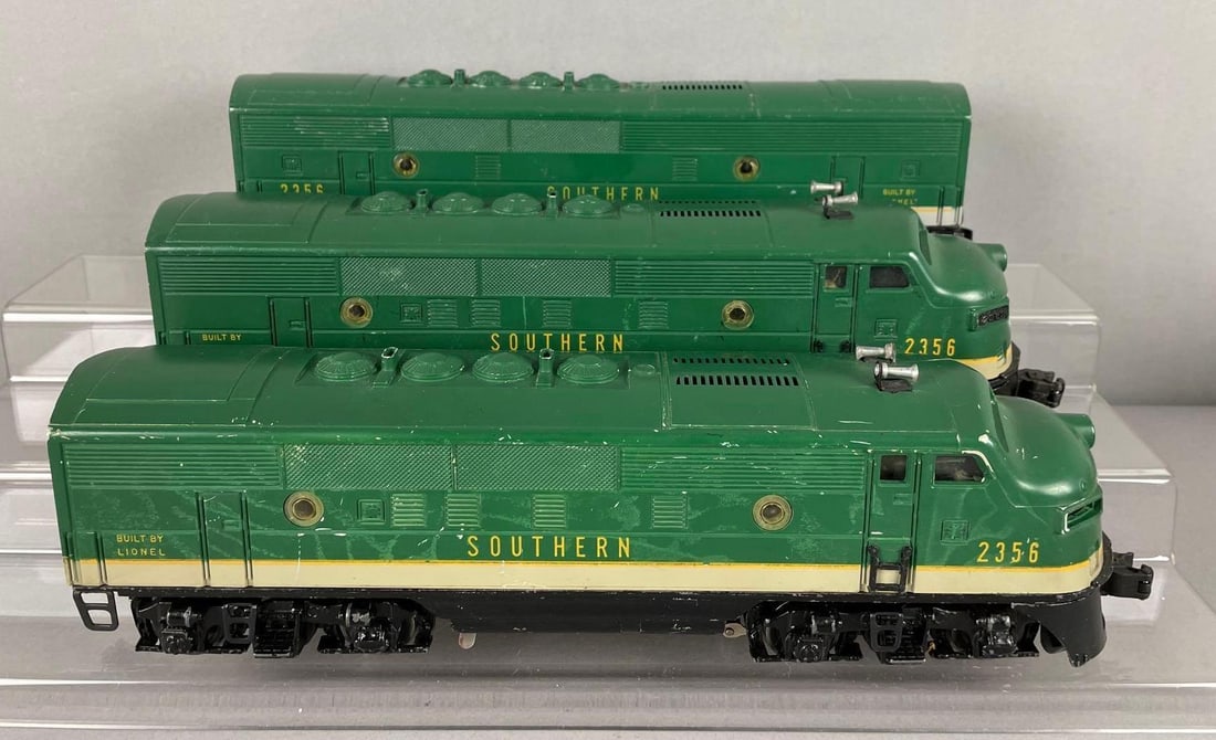 Lionel O Scale 2356 Southern F3 Diesel ABA Triple-Unit Locomotive Set (1 of 7)