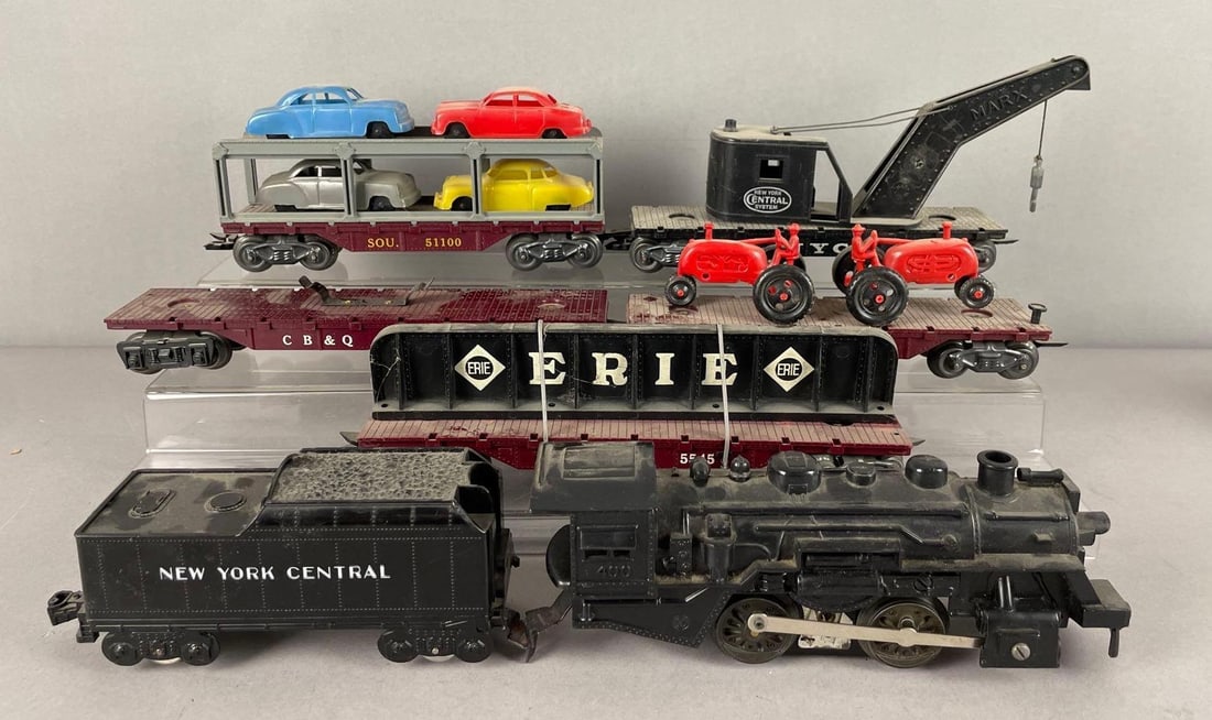 Marx O Scale Steam Locomotive and Train Cars (1 of 3)