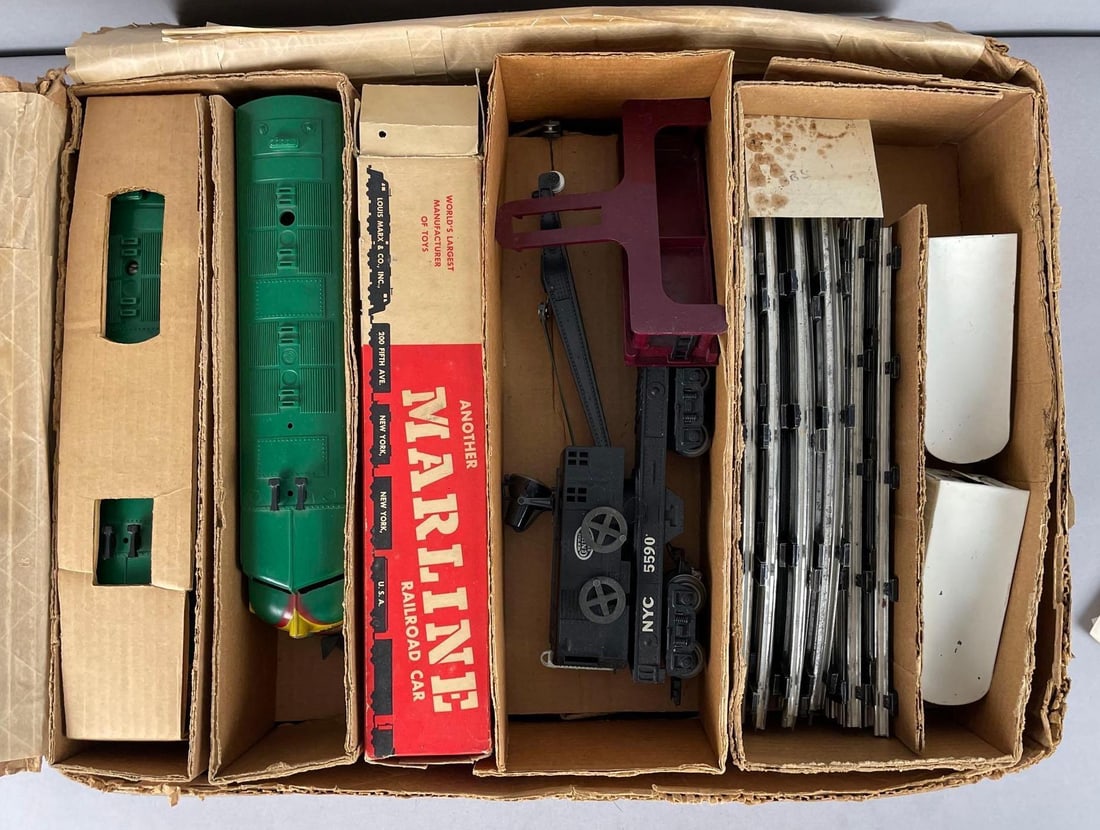 Marx O Scale No. 45975 Diesel Freight Train Set: Appears complete, 2 layers in original box