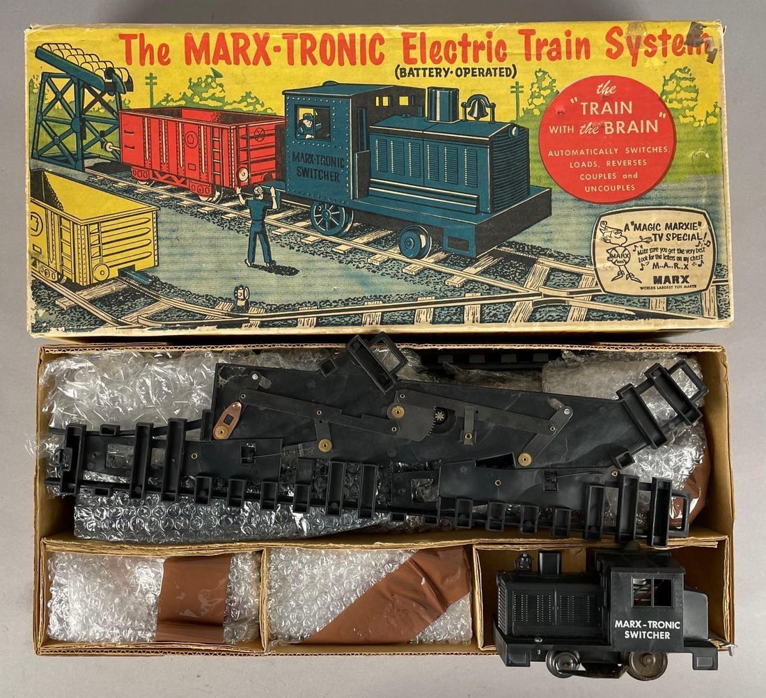 Marx-Tronic O Scale Battery Operated Freight Train Set (1 of 3)
