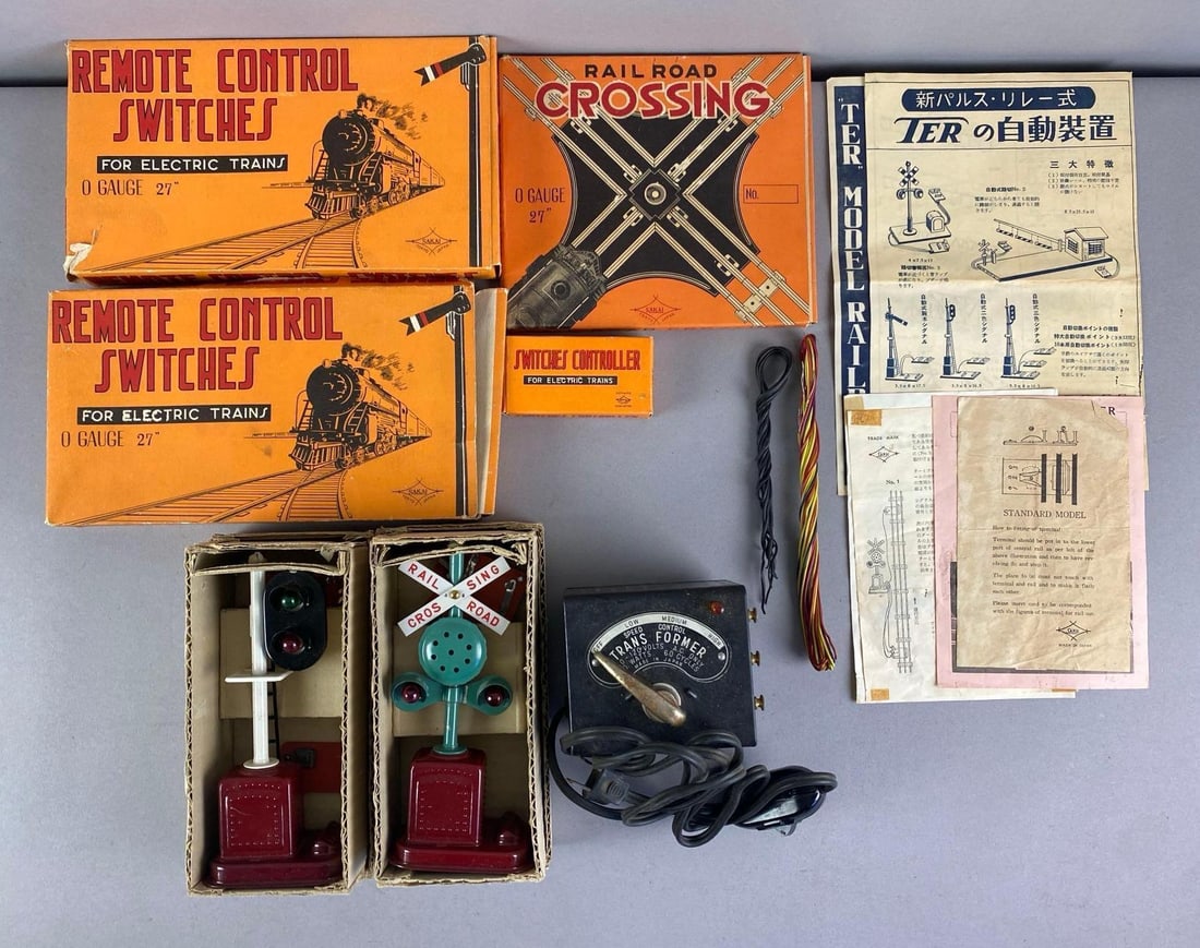 Group of Japanese O Scale Model Train Accessories (1 of 3)