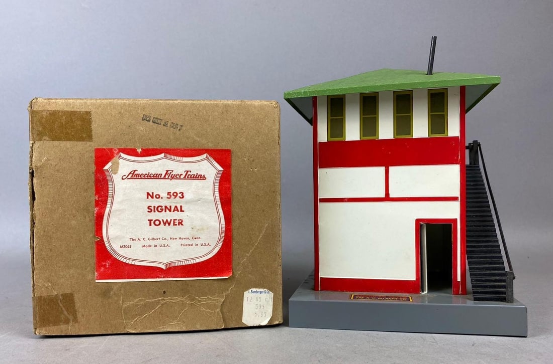 Post War 1940s American Flyer No. 593 Signal Tower S Gauge Train Building: Like new in original packaging. Package measure H 6 x W 6 x L 7 1/2 inches. Packaging has rips and tears