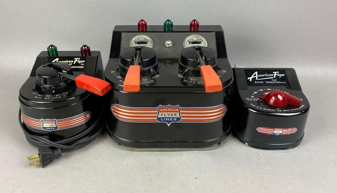 Group of 3 1950s American Flyer Trains Toy Transformers: Untested. Largest measures H 6 x W 8 x L 9 inches.