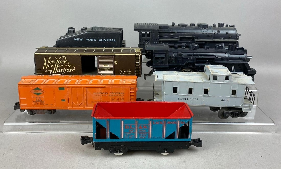 Group of Assorted Lionel Trains O Gauge Steam Locomotives and More (1 of 3)