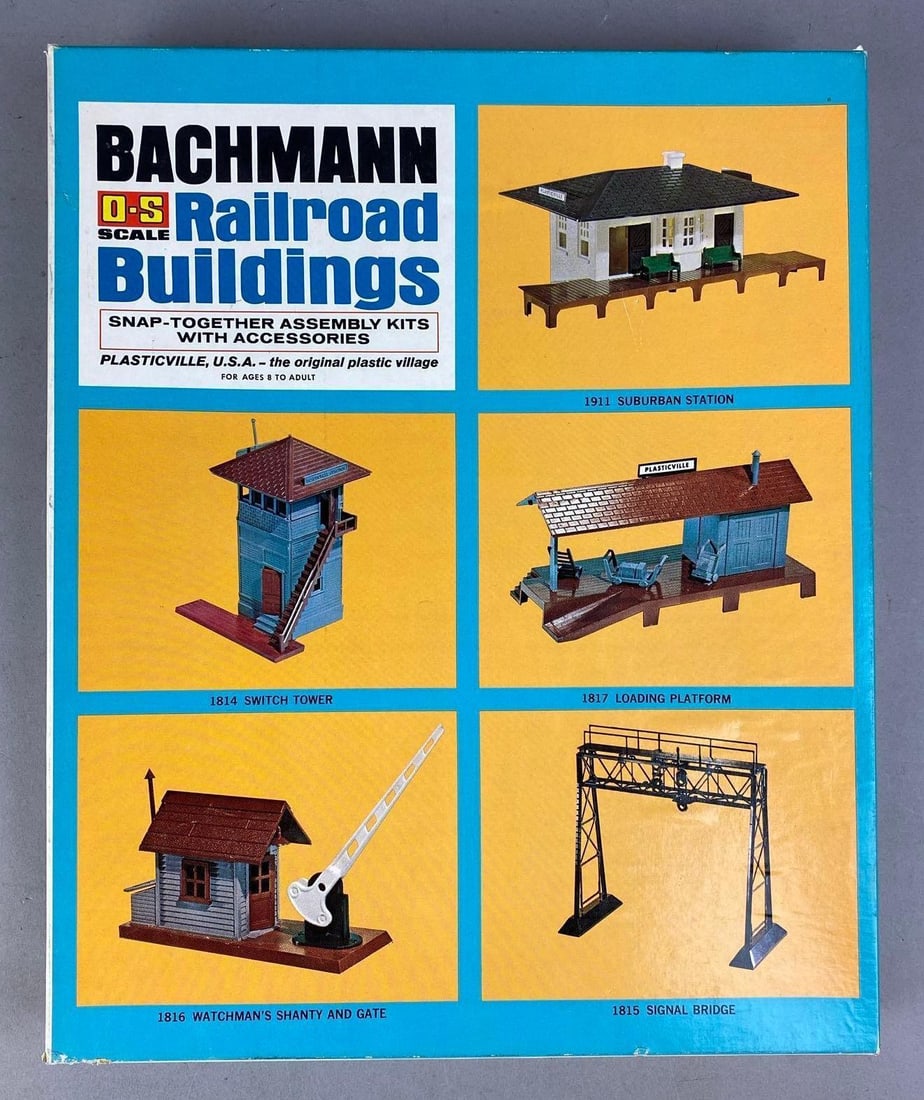 Vintage 1950s Bachmann Plasticville U.S.A O/S Scale Railroad Building Set: Like new in original packaging. Measure H 2 1/2 x W 15 x L 15 inches.,