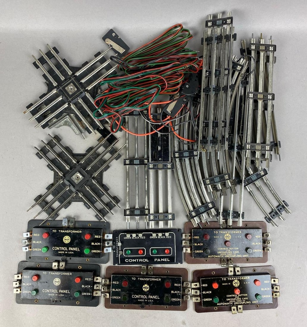 Group of Assorted 1950s Marx O Gauge Tracks and More (1 of 3)