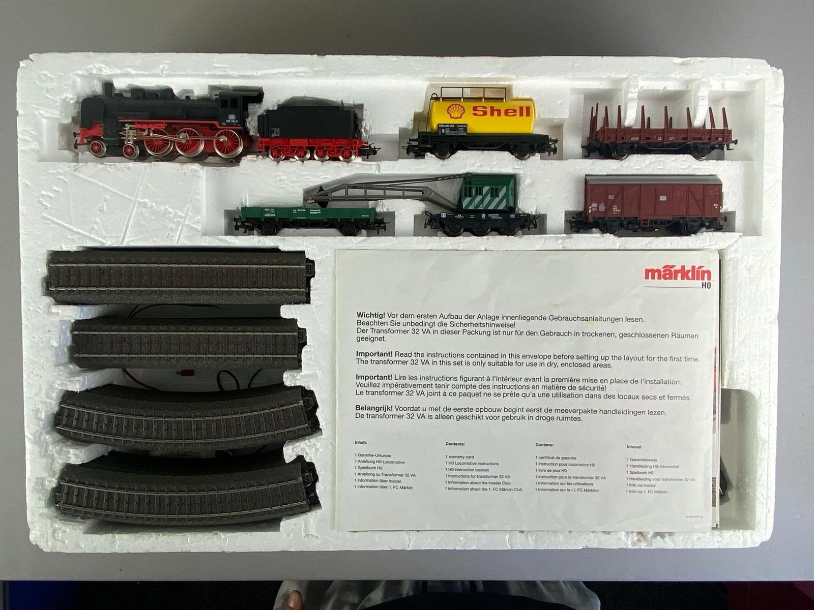 Marklin HO Scale Einsteigen und Losfahren Starter Train Set - 2