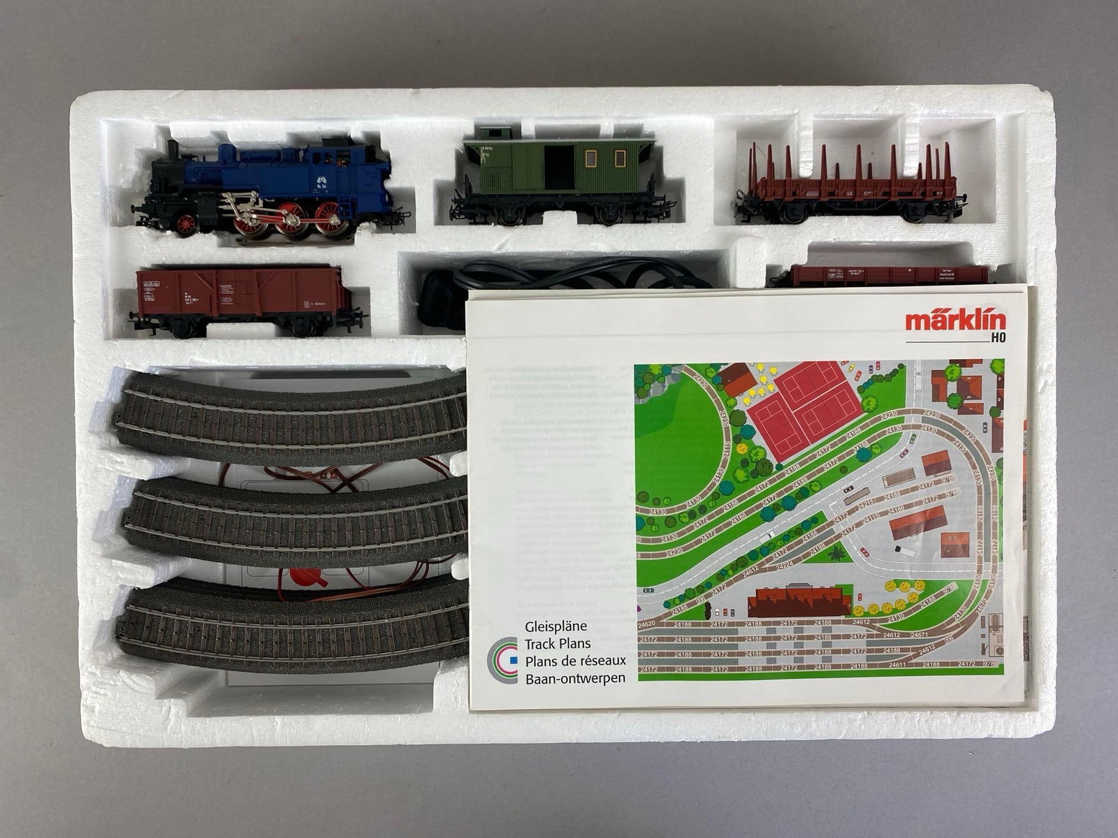 Marklin HO Scale Train Starter Set - 2