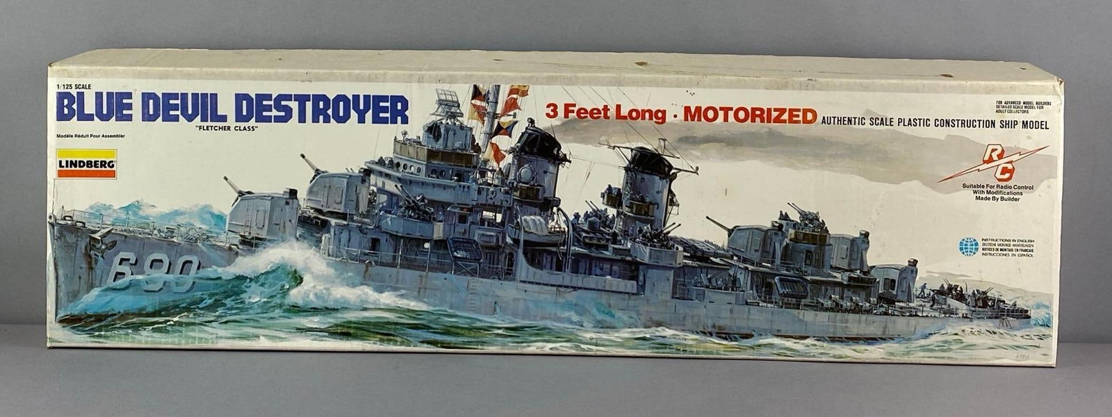 Lindberg Fletched Class Blue Devil Destroyer RC Plastic Model Boat Kit (1 of 4)