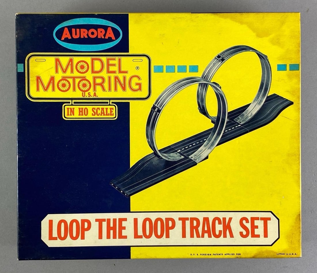 1966 Aurora HO Scale Loop The Loop Track Set (1 of 4)